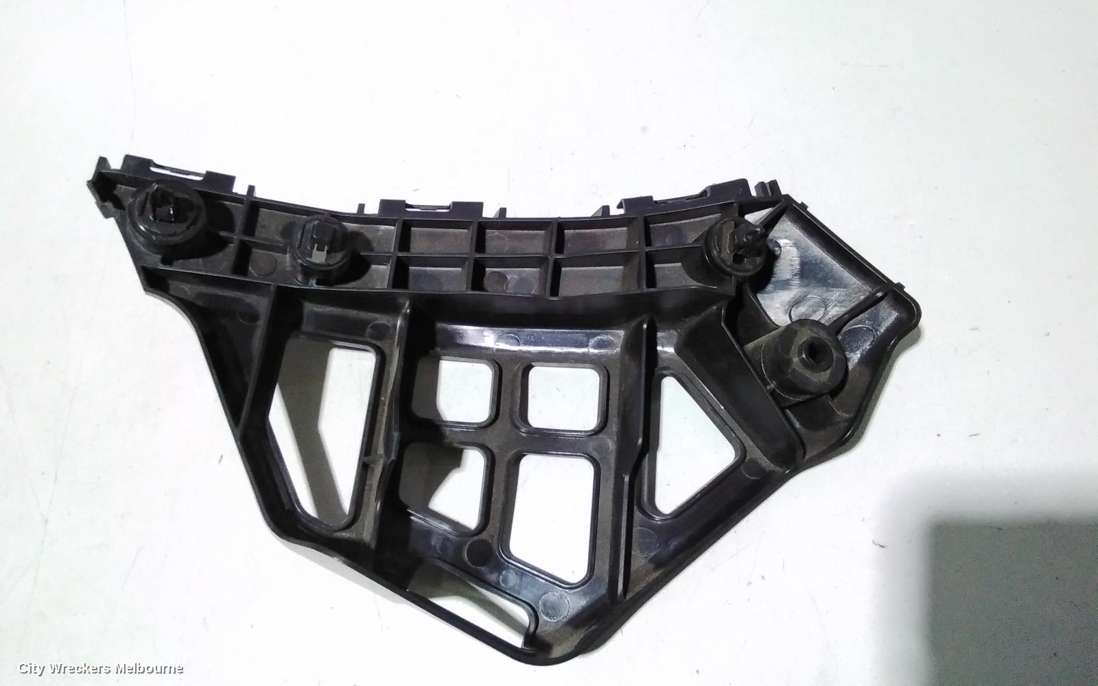 TOYOTA COROLLA, ZRE182R 10/2012 - 06/2018, LHF BAR SLIDER: 84944