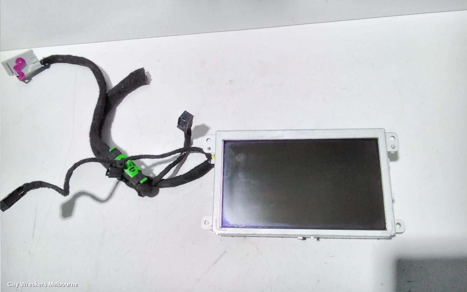 AUDI Q7 RADIO/CD/DVD/SAT/TV, DISPLAY UNIT ONLY, 8IN, 4L, 09/2006 - 09/2009
