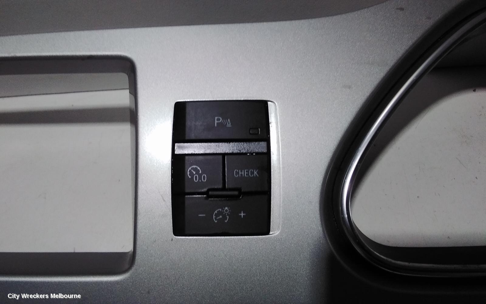 AUDI Q7, 4L, 09/2006 - 08/2015, SPEEDO METTER COVER ONLY: 84970
