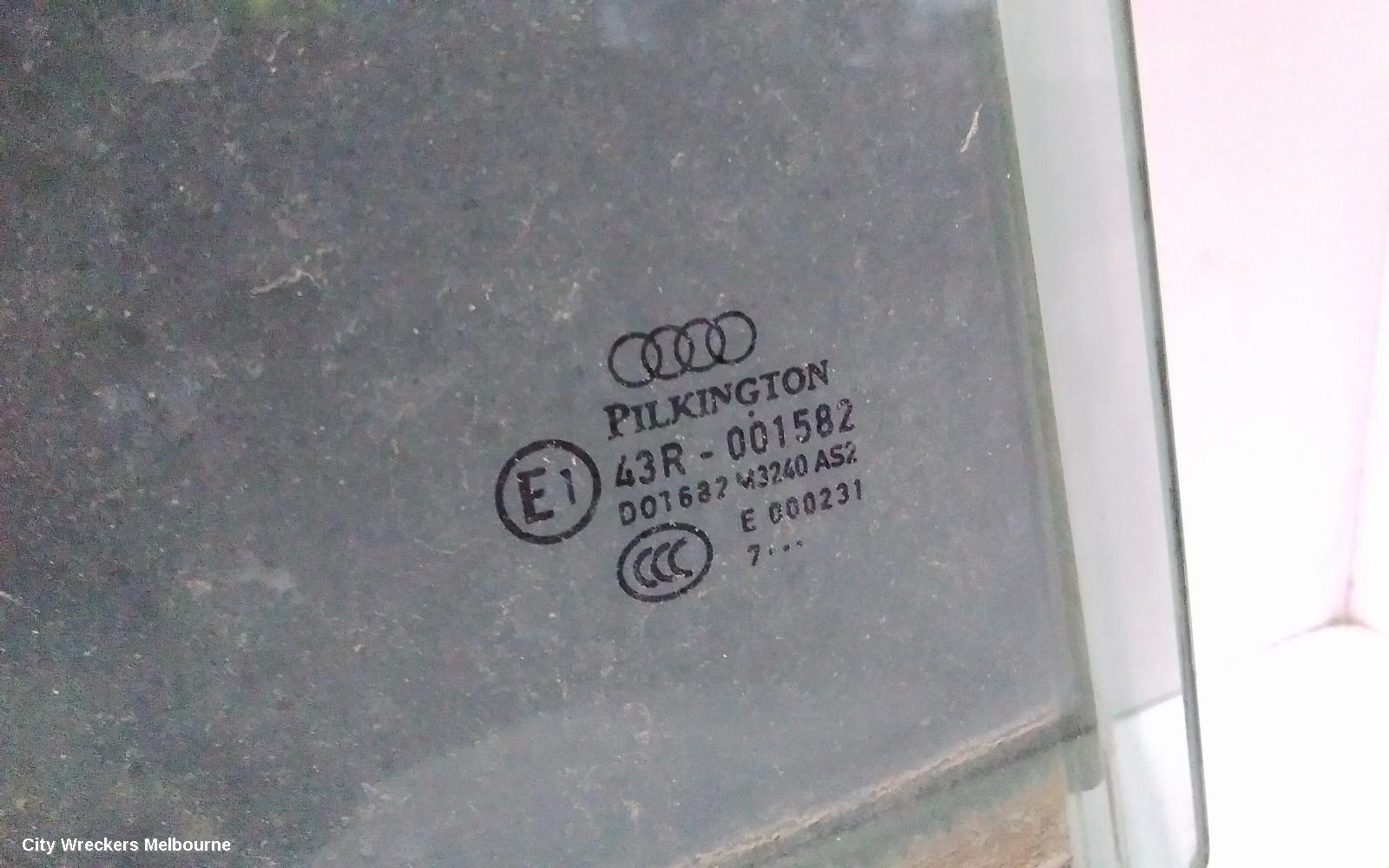 AUDI Q7 RIGHT REAR DOOR WINDOW, 4L, 09/2006 - 08/2015
