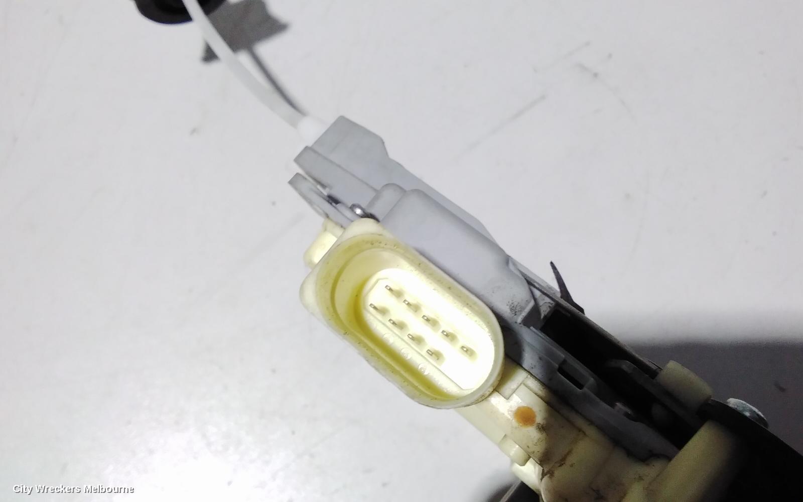 AUDI Q7 DOOR/BOOT/GATE LOCK, RIGHT FRONT DOOR LOCK, 4L, P/N 3C2837016A, 09/2006 - 11/2009