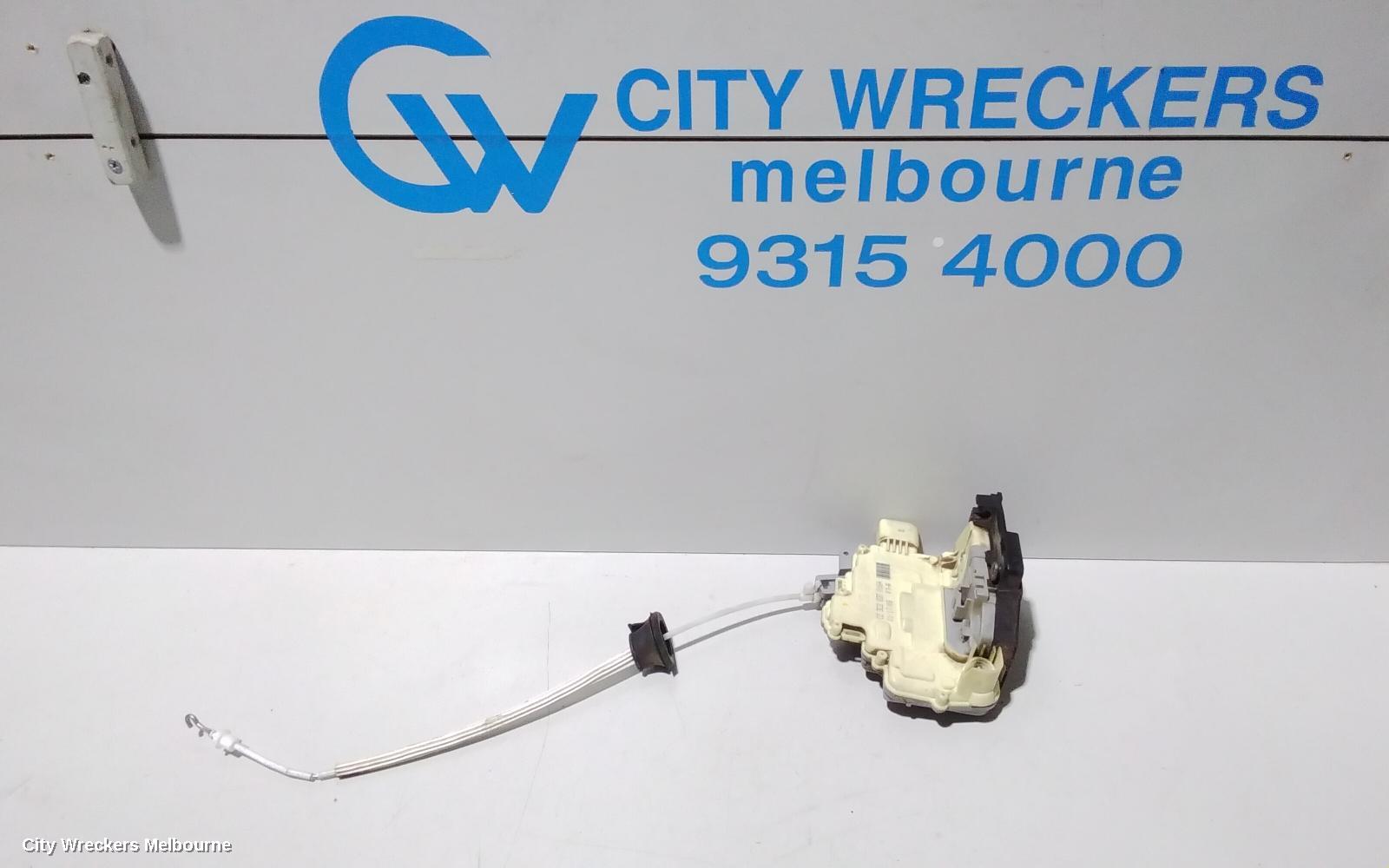 AUDI Q7 DOOR/BOOT/GATE LOCK, RIGHT FRONT DOOR LOCK, 4L, P/N 3C2837016A, 09/2006 - 11/2009