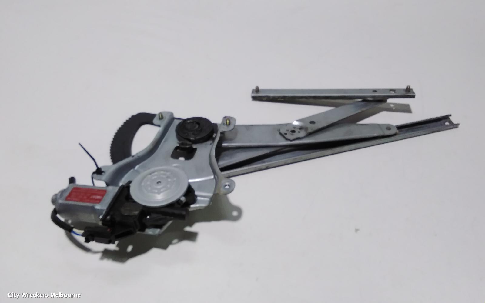 HOLDEN BARINA RIGHT FRONT WINDOW REG/MOTOR, TK, POWER, 5DR HATCH, 12/2005 - 12/2012