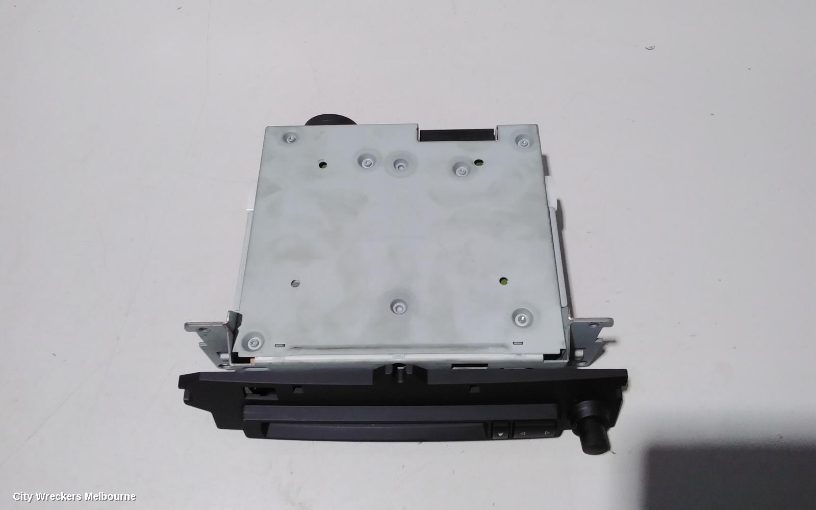 BMW 5 SERIES RADIO/CD/DVD/SAT/TV, TUNER/CD PLAYER, E60/E61, 10/2003 - 04/2010