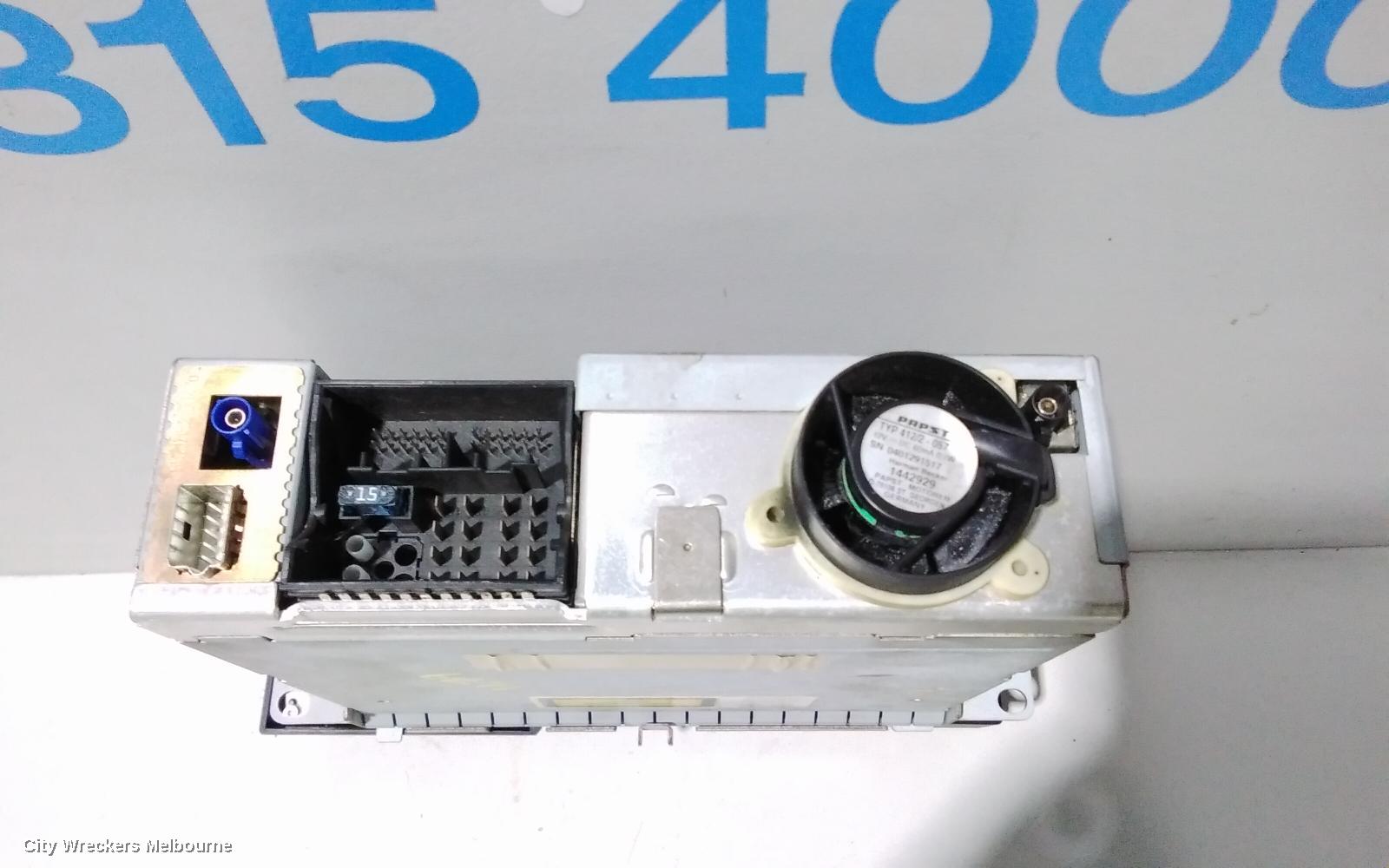 BMW 5 SERIES RADIO/CD/DVD/SAT/TV, TUNER/CD PLAYER, E60/E61, 10/2003 - 04/2010