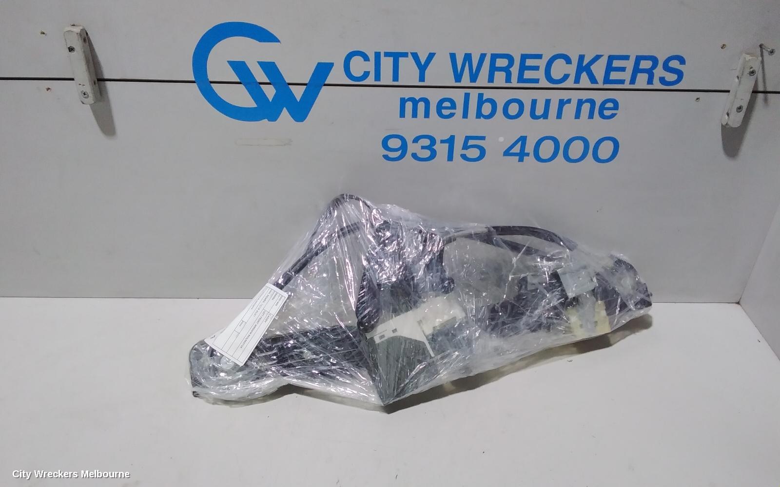 VOLKSWAGEN CADDY LEFT FRONT WINDOW REG/MOTOR, 2KN, POWER, 12/2015 - 02/2021