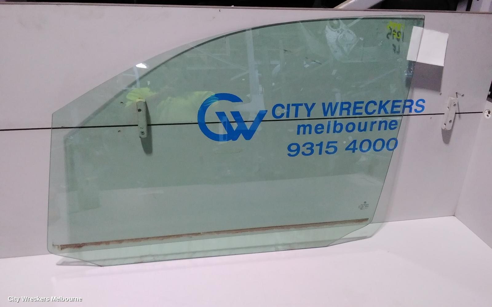 VOLKSWAGEN CADDY LEFT FRONT DOOR WINDOW, 2KN, 12/2015 - 02/2021