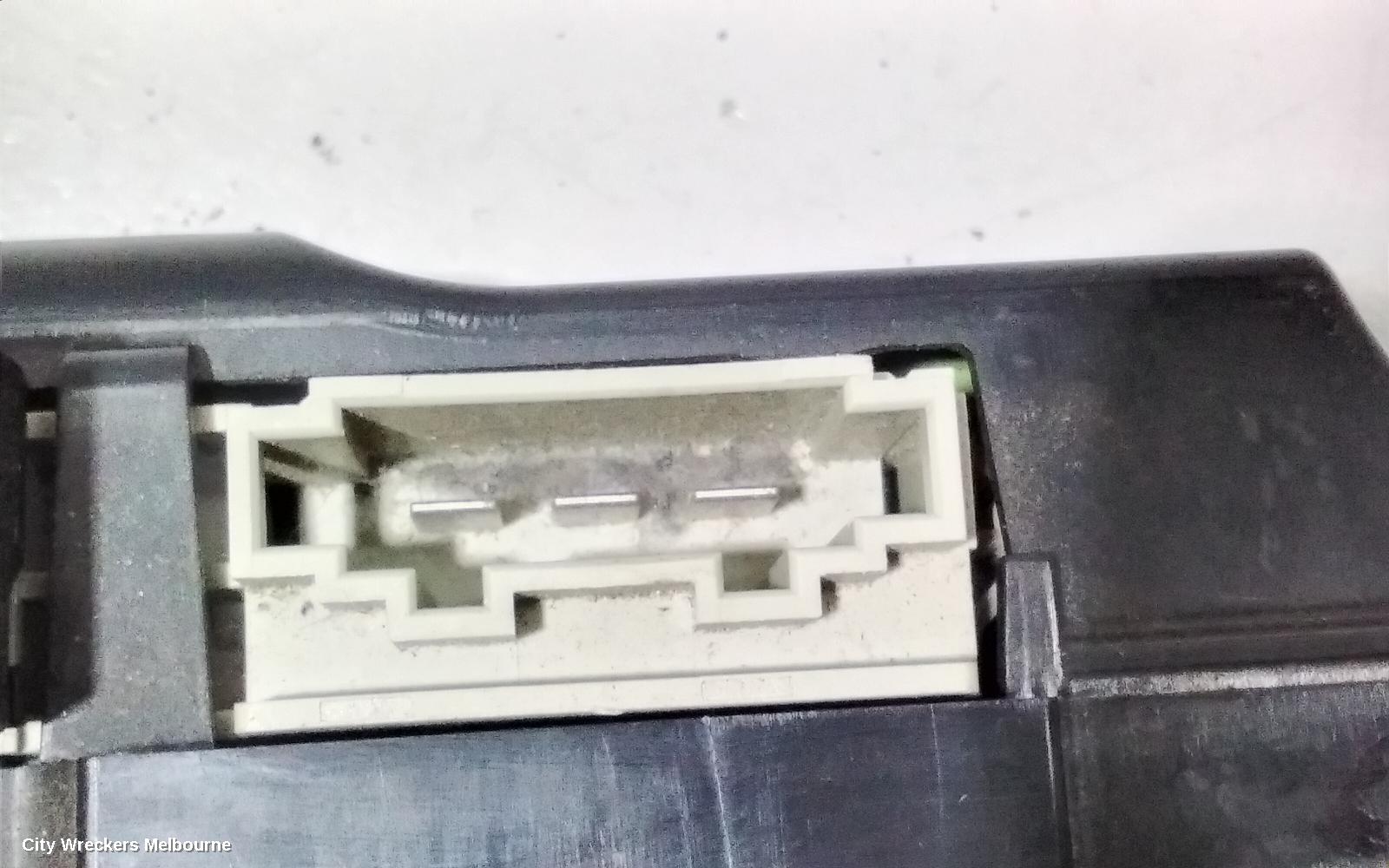AUDI Q7 HEATER/AC CONTROLS, SETUP BUTTON, W/ SEAT WARMER, 09/2006 - 08/2015
