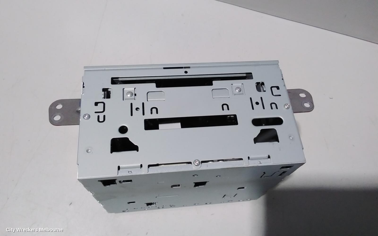 PEUGEOT 4008 RADIO/CD/DVD/SAT/TV, 05/2012 - 12/2017