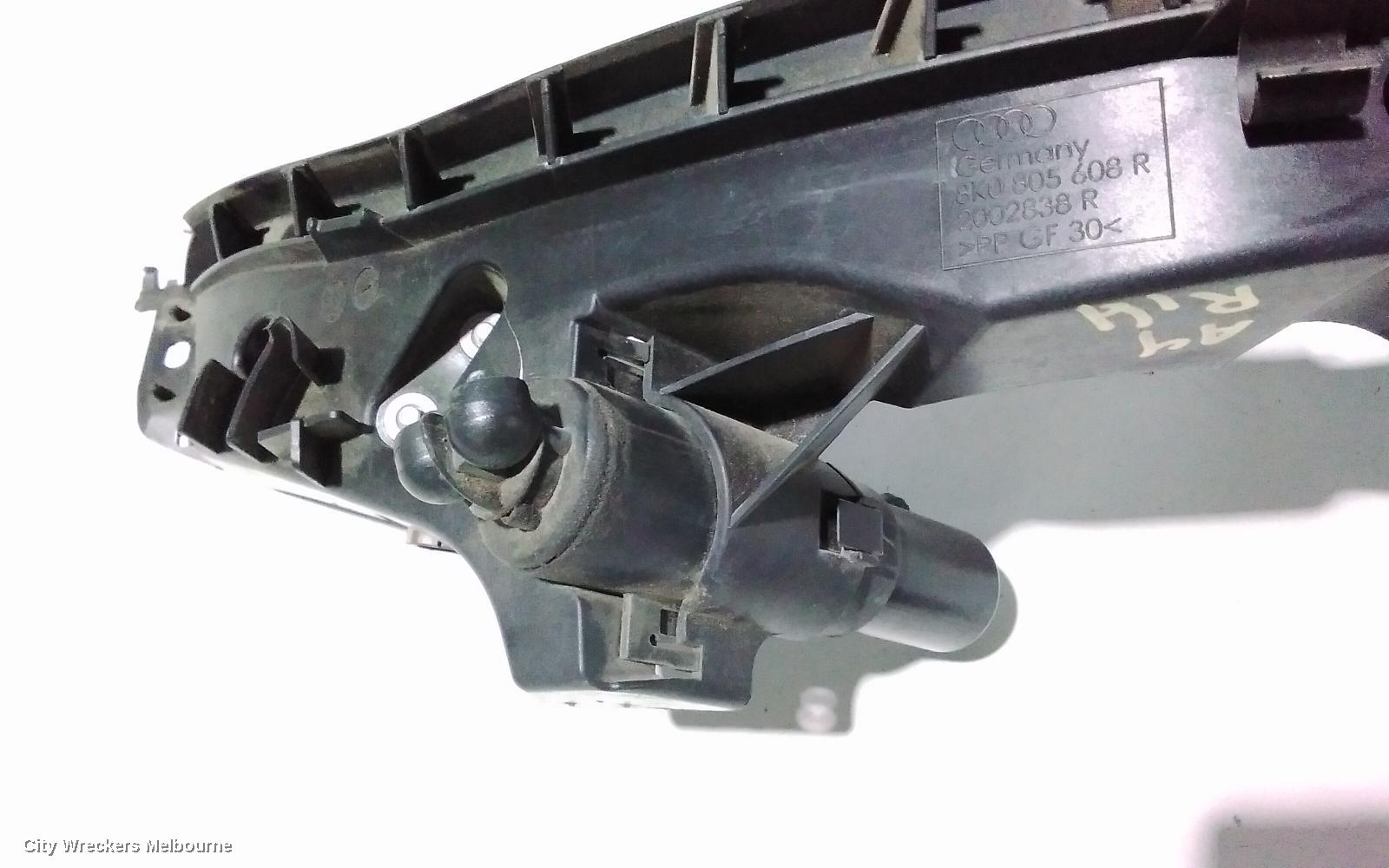 AUDI A4, B8 8K, 04/2008 - 06/2012, 8K0 805 608 R  RH HEADLIGHT BRAKET : 85082