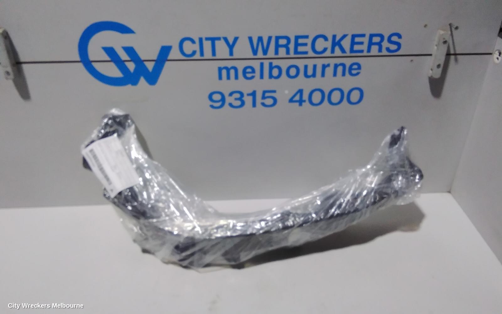 BMW 3 SERIES, E90, 03/2005 - 12/2013, 5164 7 138 402   RH HEAD LIGHT BRAKET: 85083