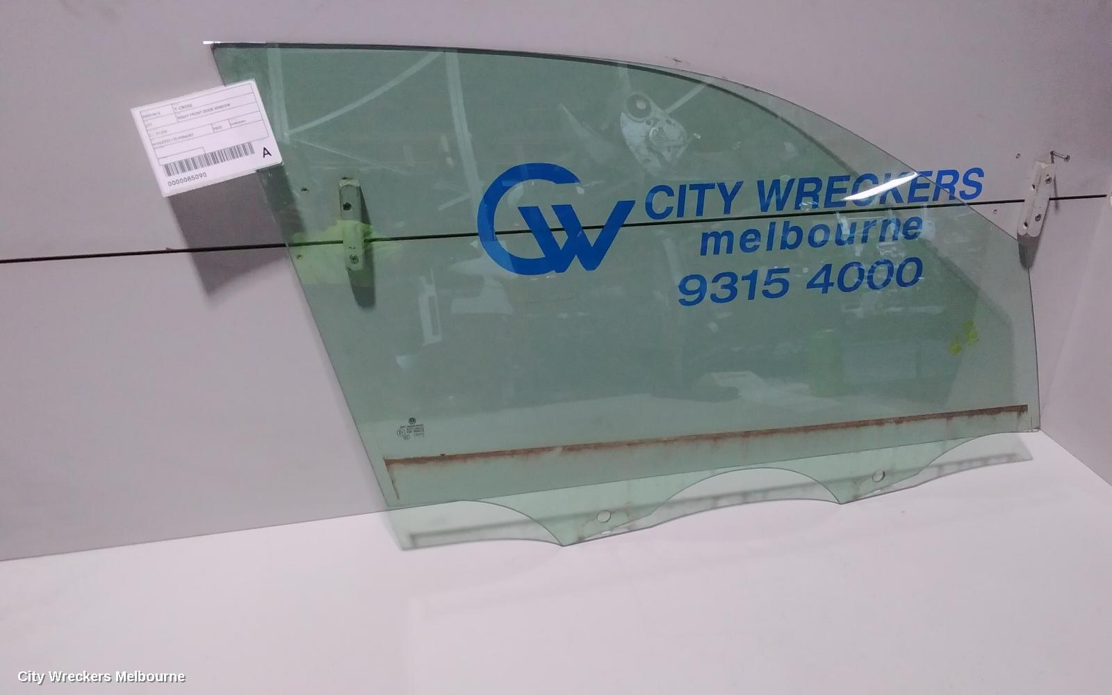VOLKSWAGEN T-CROSS RIGHT FRONT DOOR WINDOW, C1, 01/2020 ONWARDS