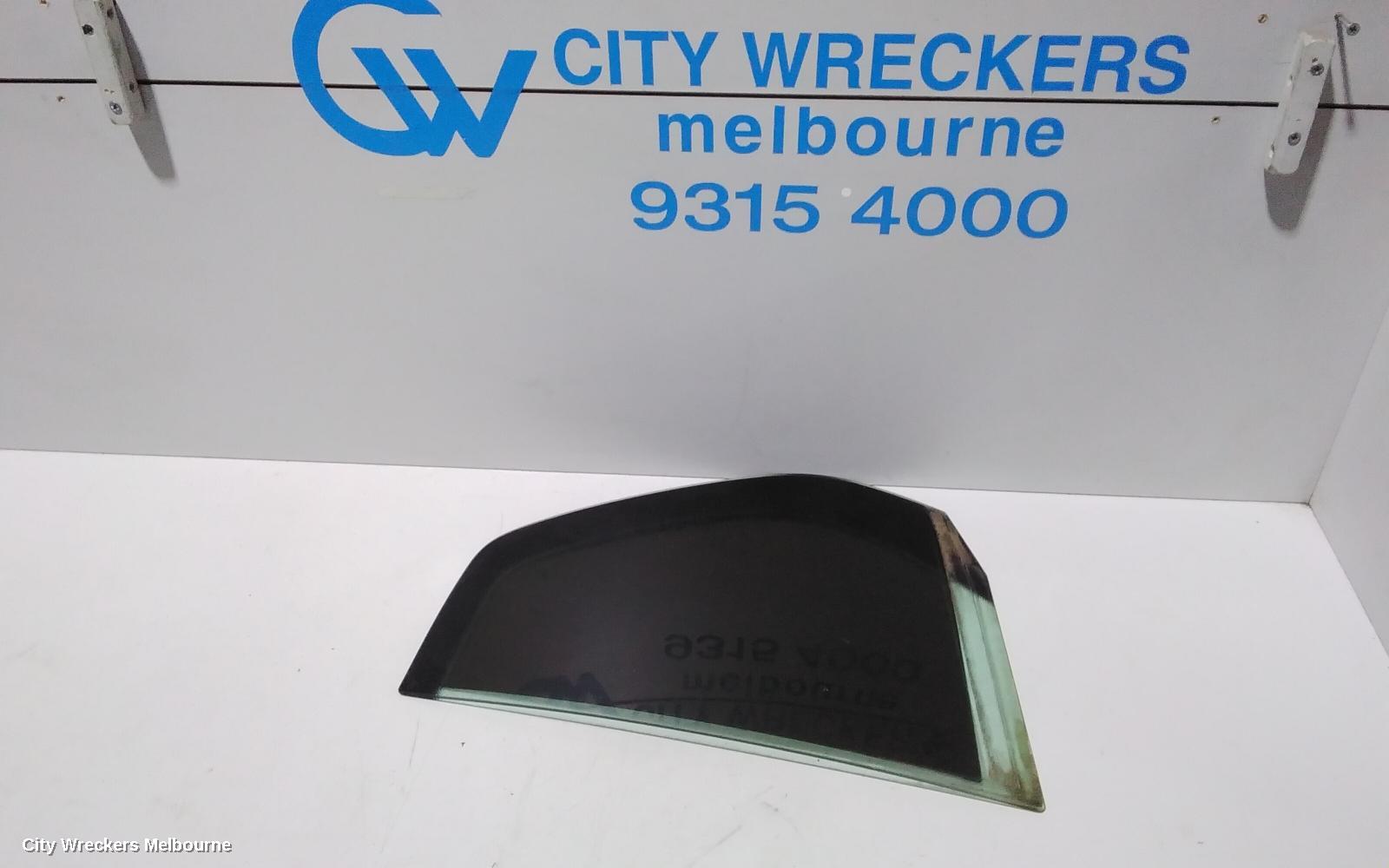 VOLKSWAGEN GOLF LEFT REAR 1/4 DOOR GLASS, GEN 5, 06/2004 - 02/2009