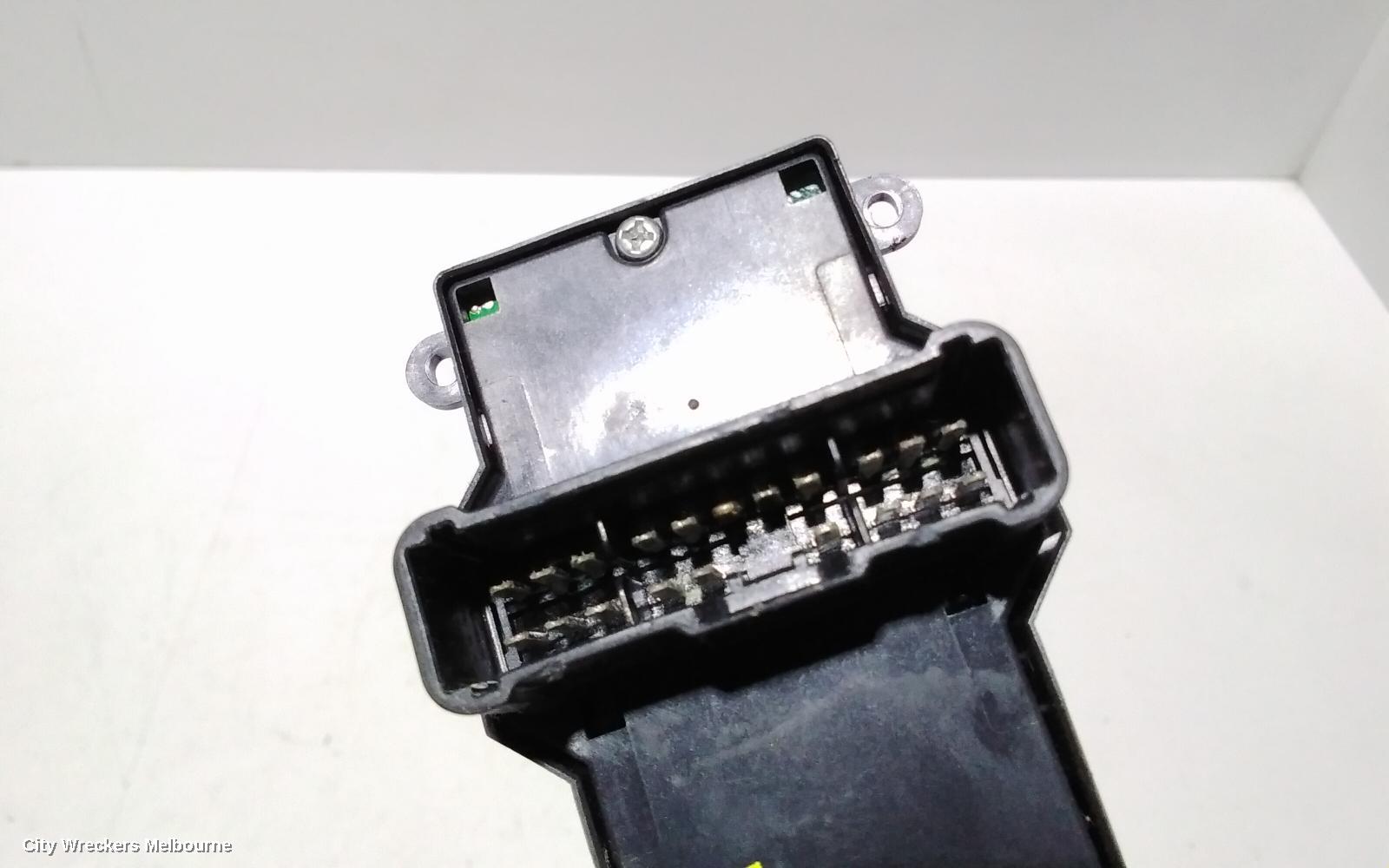 HONDA JAZZ PWR DR WIND SWITCH, RH FRONT (MASTER SWTICH), GE, NON CENTRAL LOCK BUTTON TYPE, 08/2008 - 03/2011
