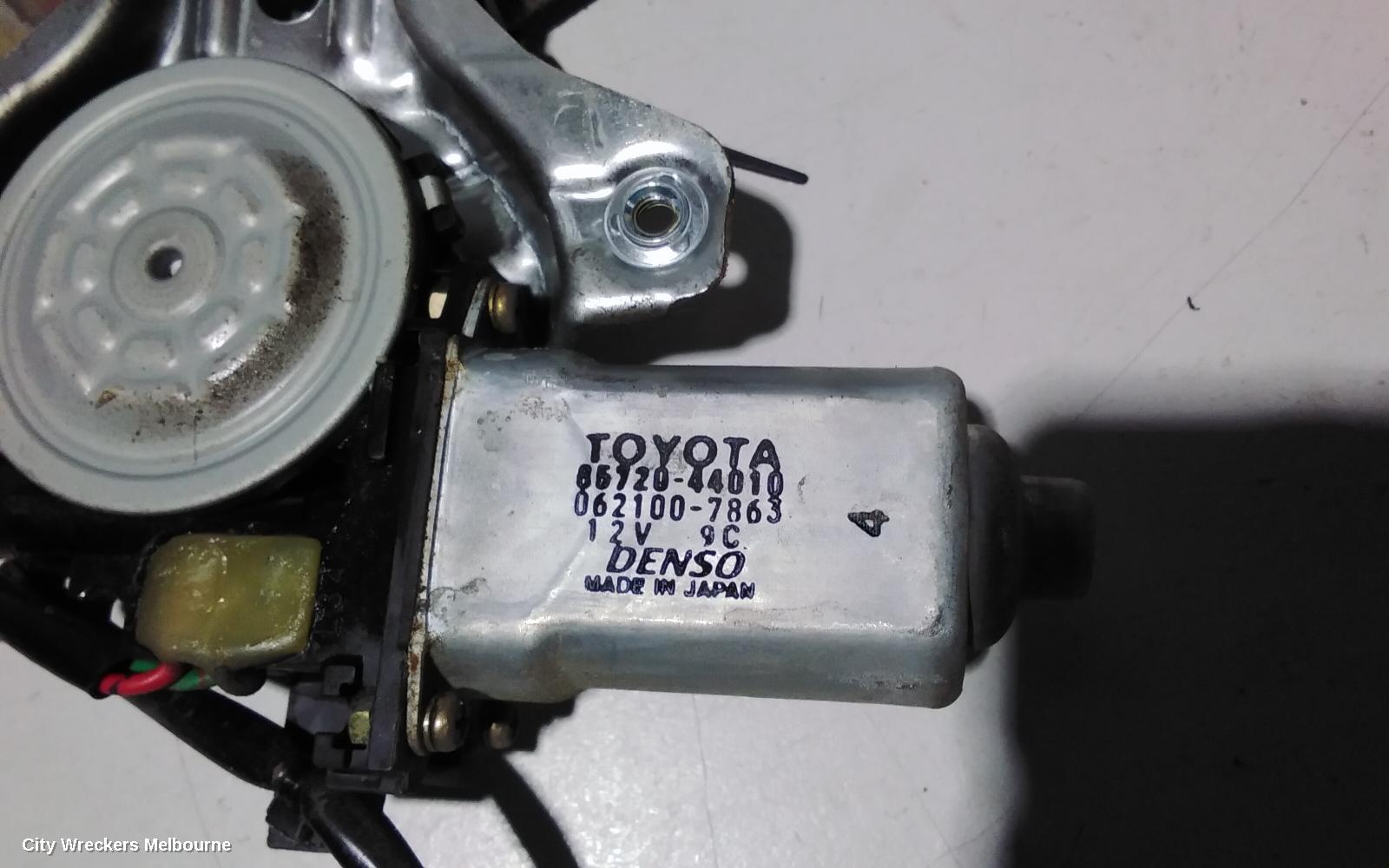 TOYOTA TARAGO LEFT FRONT WINDOW REG/MOTOR, ACR30,  POWER, 06/2000 - 02/2006