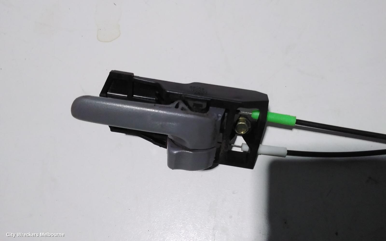 TOYOTA TARAGO DOOR/BOOT/GATE LOCK, LEFT FRONT DOOR LOCK, ACR30, 06/2000 - 02/2006
