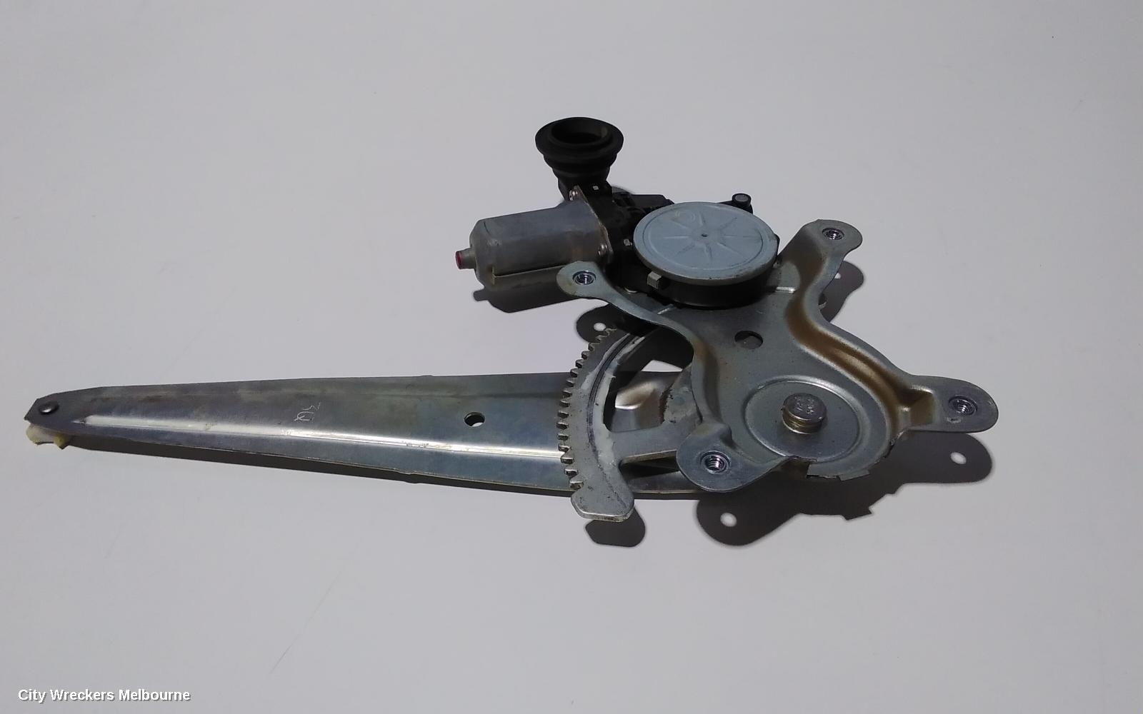 TOYOTA KLUGER RIGHT REAR WND REG/MOTOR, GSU40-GSU45, 08/2007 - 02/2014