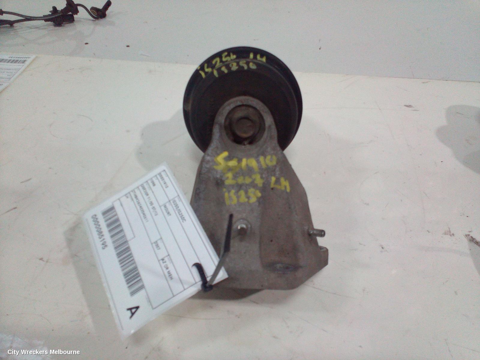 LEXUS IS250/IS250C MOUNT, GSE20R 11/2005 - 07/2013