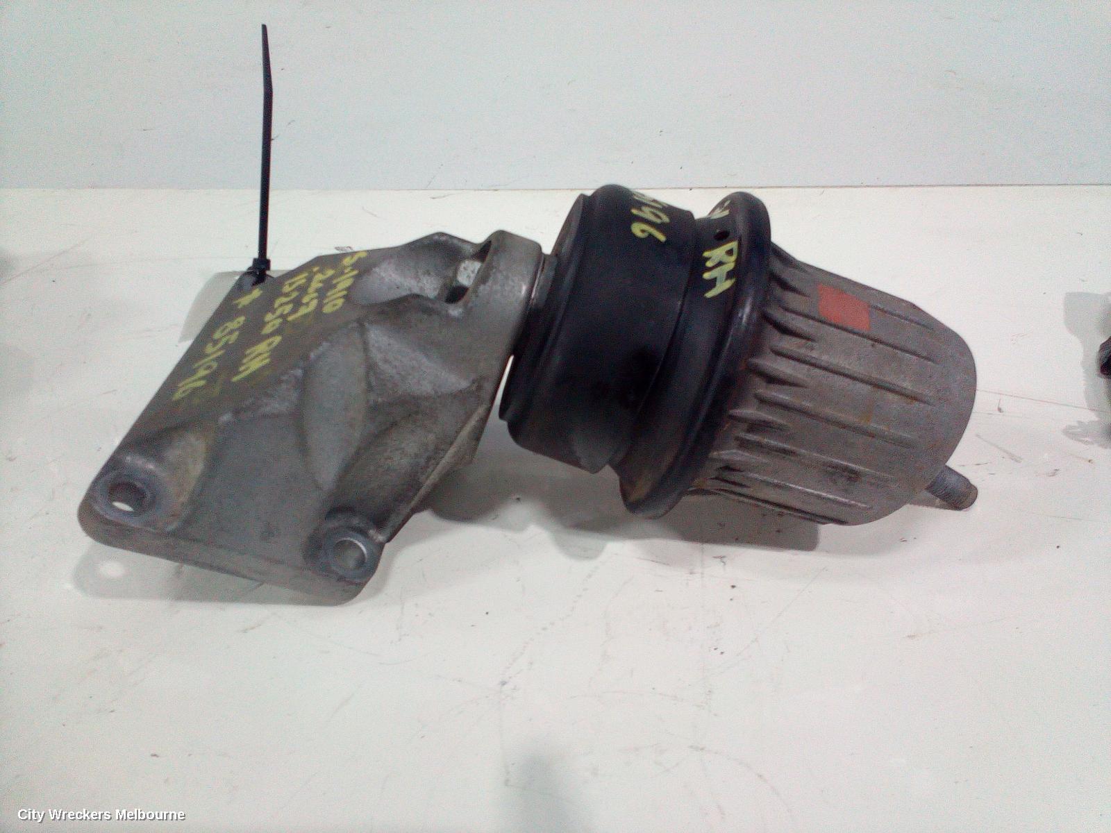 LEXUS IS250/IS250C MOUNT, GSE20R 11/2005 - 07/2013