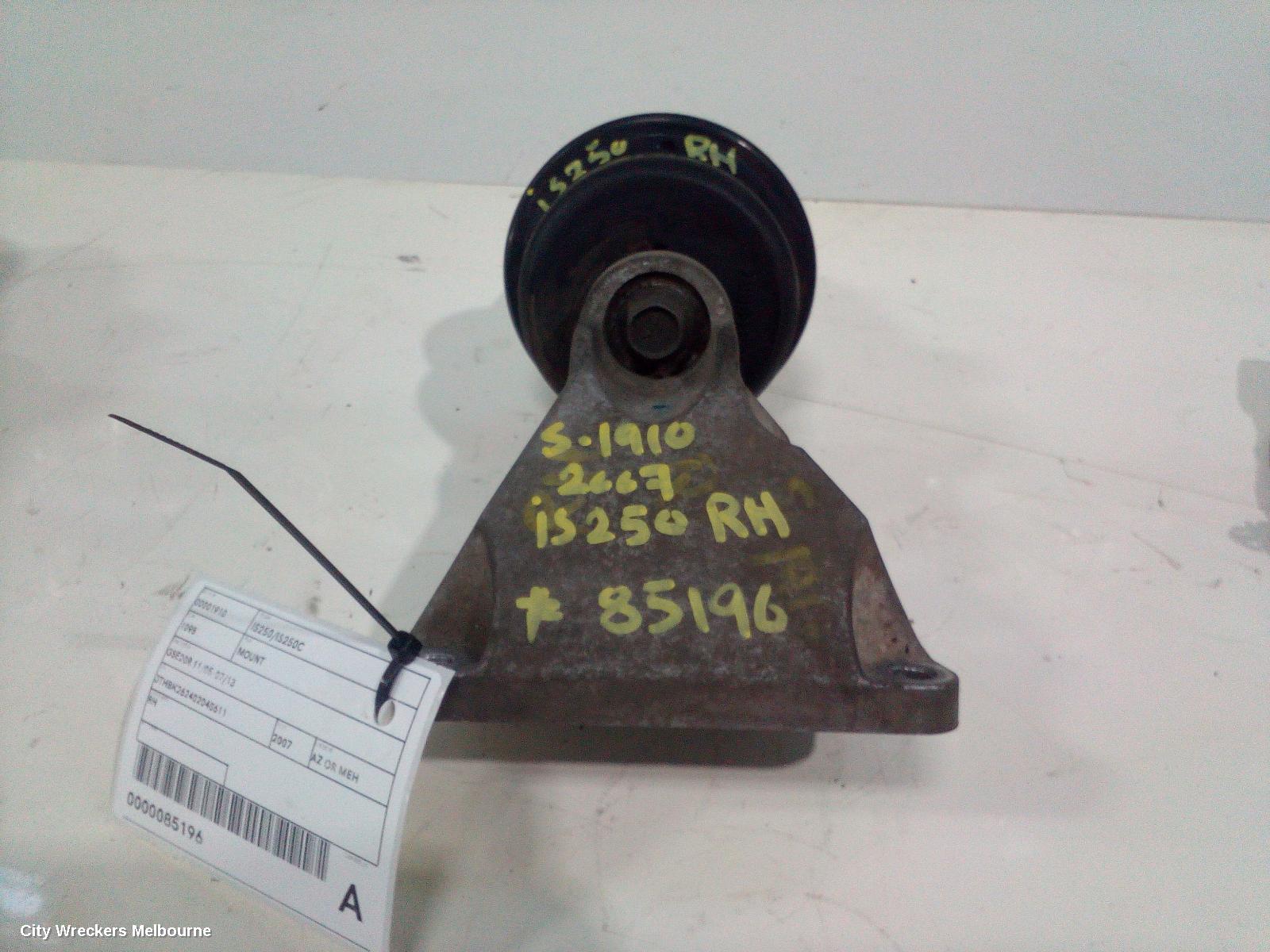LEXUS IS250/IS250C MOUNT, GSE20R 11/2005 - 07/2013