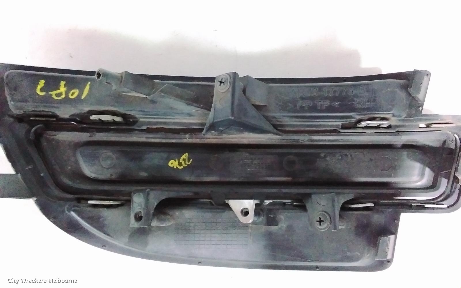 FORD TERRITORY RIGHT INDICATOR/FOG/SIDE, DAYTIME RUNNING LAMP, SZ MKI, 04/2011 - 09/2014