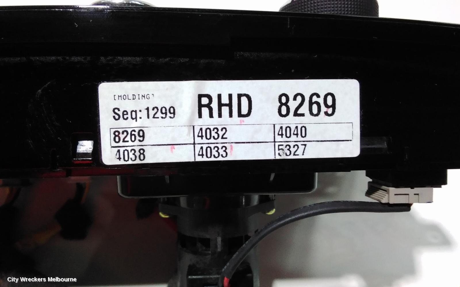 HOLDEN CAPTIVA HEATER/AC CONTROLS, DUAL ZONE CLIMATE CONTROL TYPE, W/ PARK ASSIST BUTTON TYPE, CG, 01/2014 - 06/2018