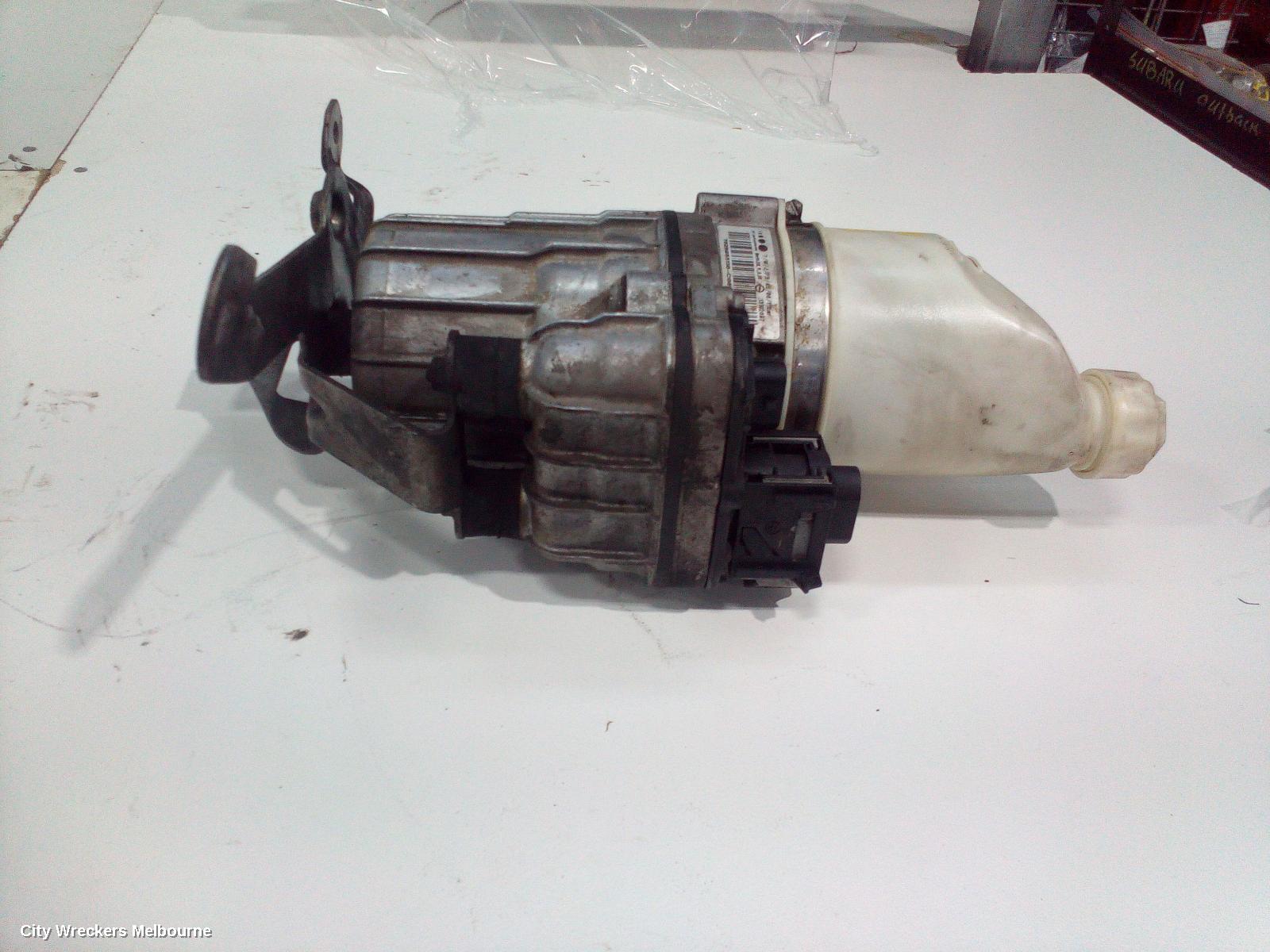 HOLDEN ASTRA STEERING PUMP, TS, TRW BRAND, PUMP-SCREW ON CAP TYPE, 09/1998 ONWARDS