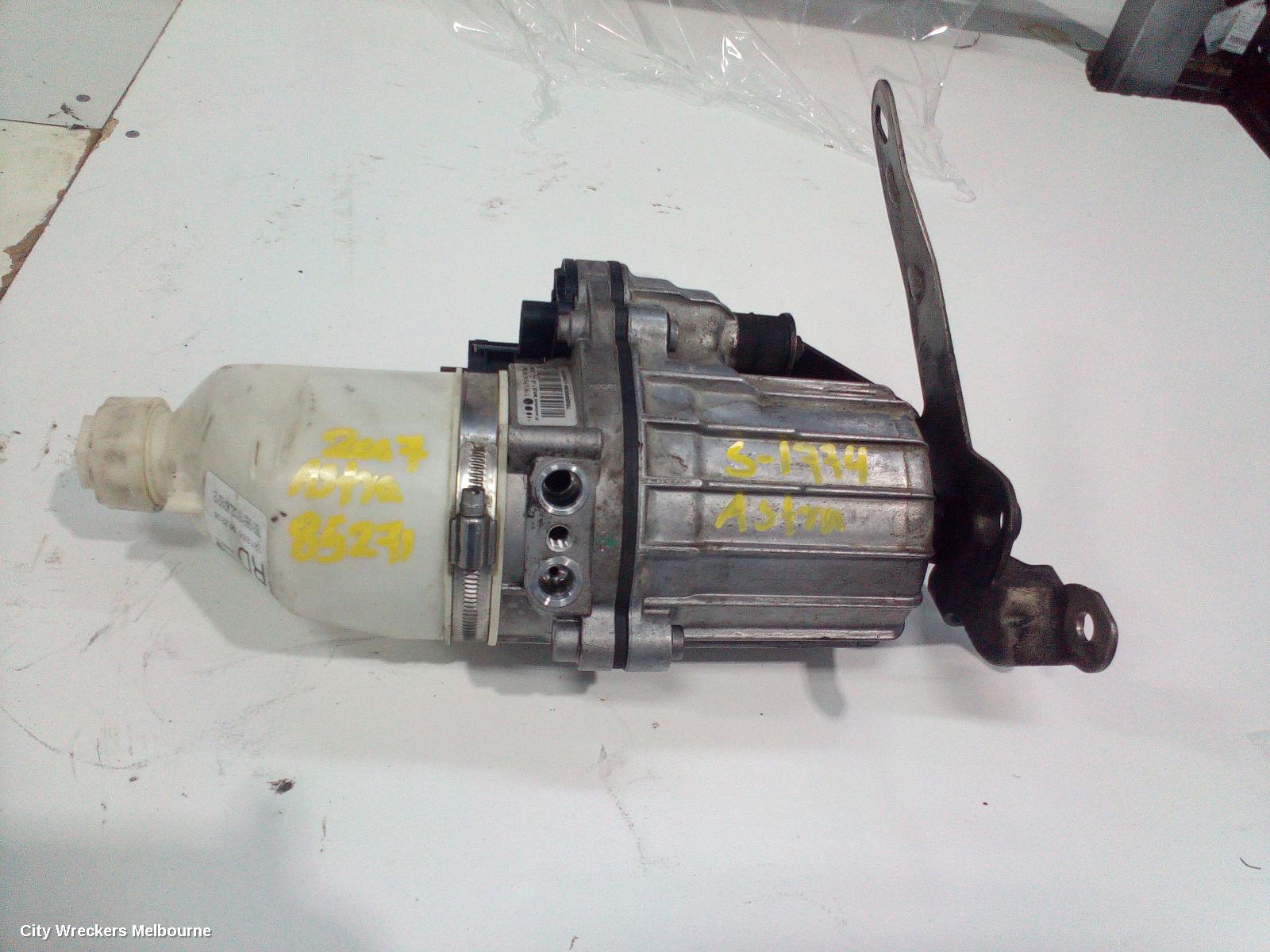 HOLDEN ASTRA STEERING PUMP, TS, TRW BRAND, PUMP-SCREW ON CAP TYPE, 09/1998 ONWARDS