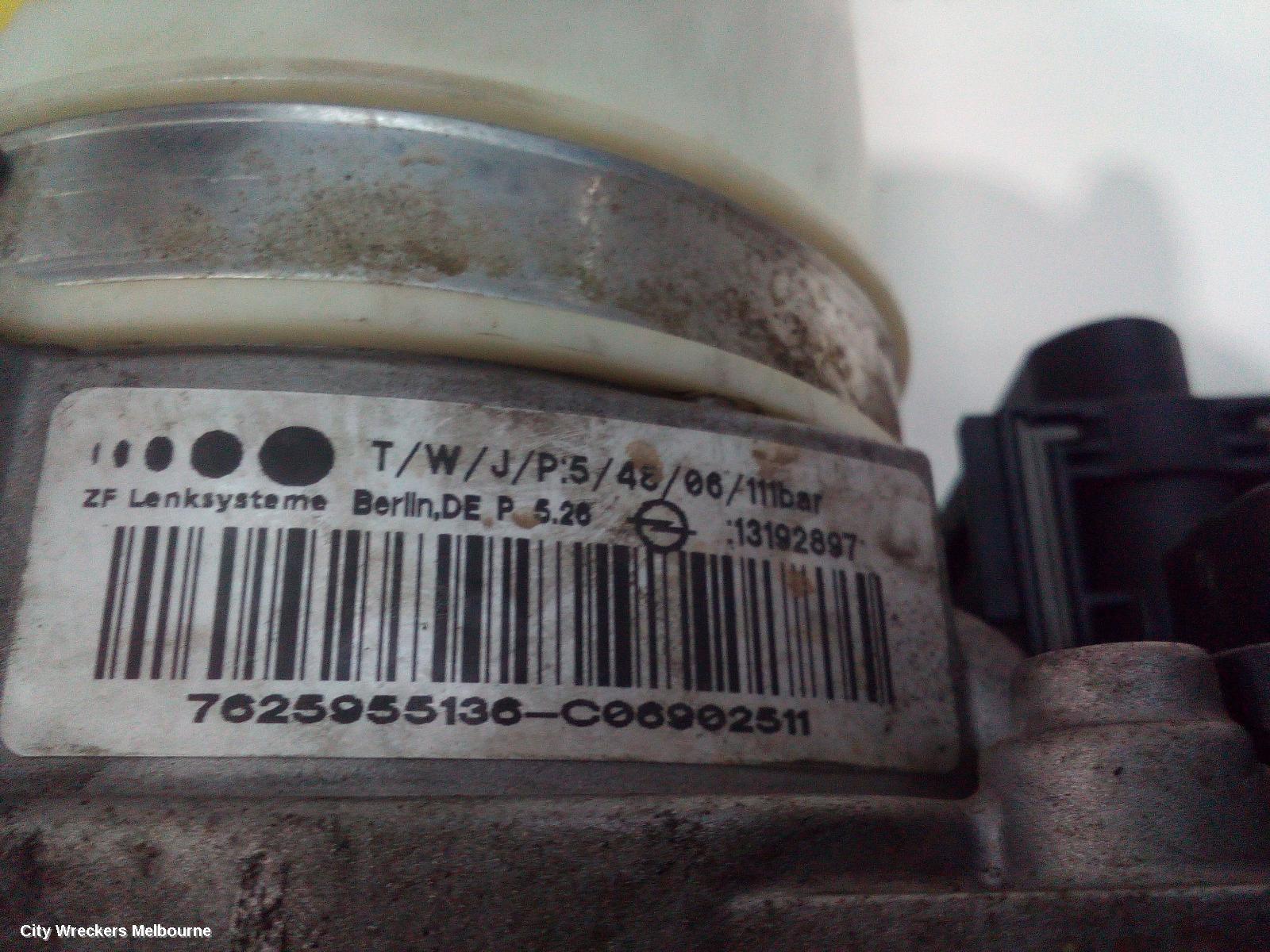 HOLDEN ASTRA STEERING PUMP, TS, TRW BRAND, PUMP-SCREW ON CAP TYPE, 09/1998 ONWARDS