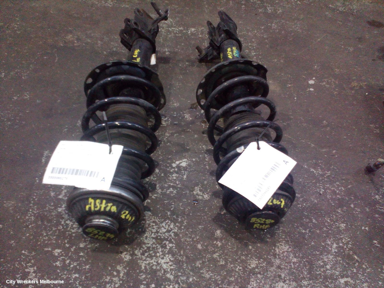 HOLDEN ASTRA LEFT FRONT STRUT, AH, 2.2, 3DR/5DR HATCH, 12/2006 - 08/2009
