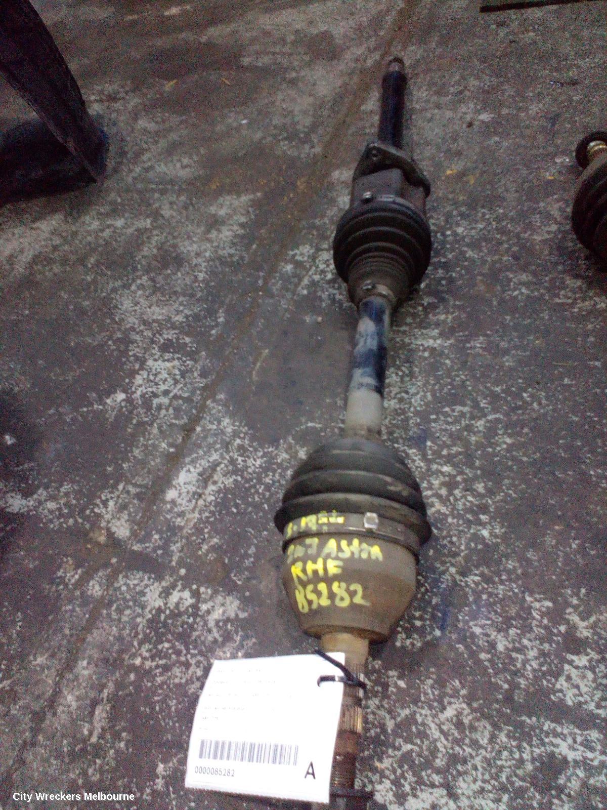 HOLDEN ASTRA RIGHT DRIVESHAFT, AH, AUTO, PETROL, 2.2, ABS TYPE, 12/2006 - 08/2009