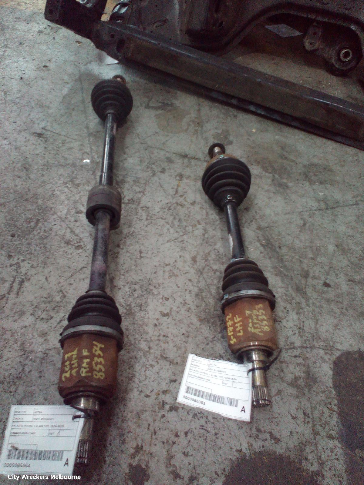 HOLDEN ASTRA RIGHT DRIVESHAFT, AH, AUTO, PETROL, 1.8, ABS TYPE, 10/2004 - 08/2009