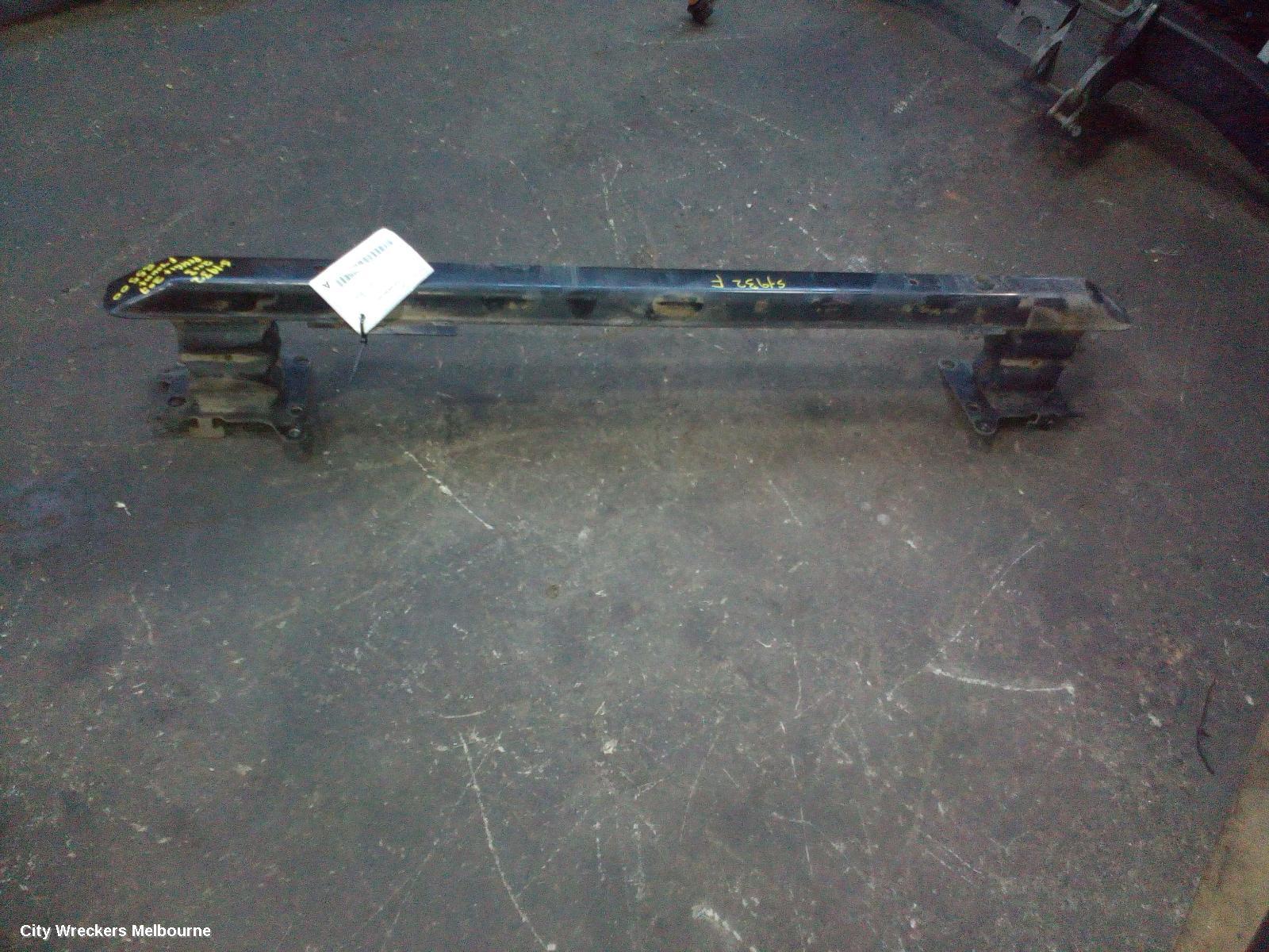PEUGEOT 307 F/BAR REINFORC/BRACK, T5 12/2001 - 04/2005