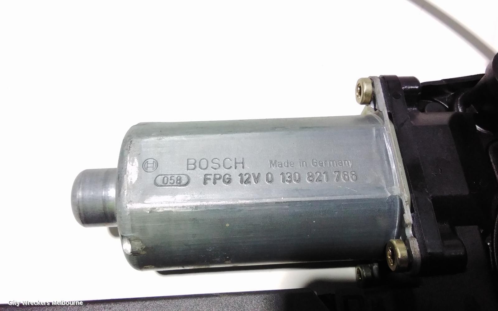PEUGEOT 307 RIGHT FRONT WINDOW REG/MOTOR, T5, POWER, 5DR HATCH, 12/2001 - 09/2005