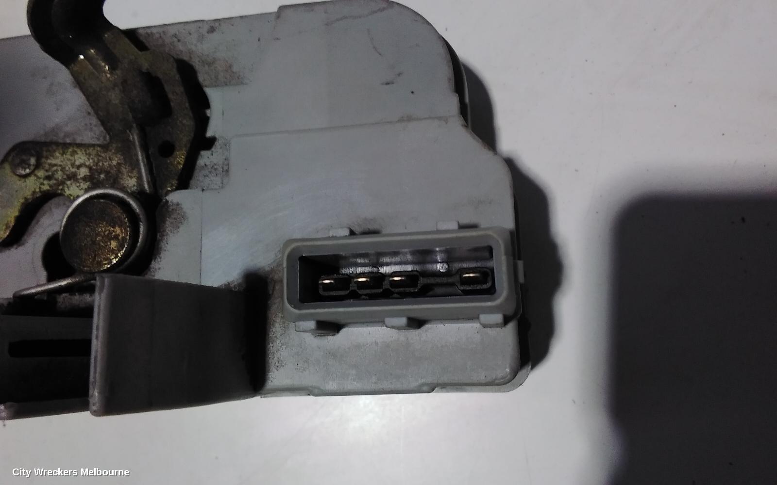 PEUGEOT 307 DOOR/BOOT/GATE LOCK, RIGHT REAR DOOR LOCK, 5DR HATCH/WAGON, T5, 12/2001 - 12/2008