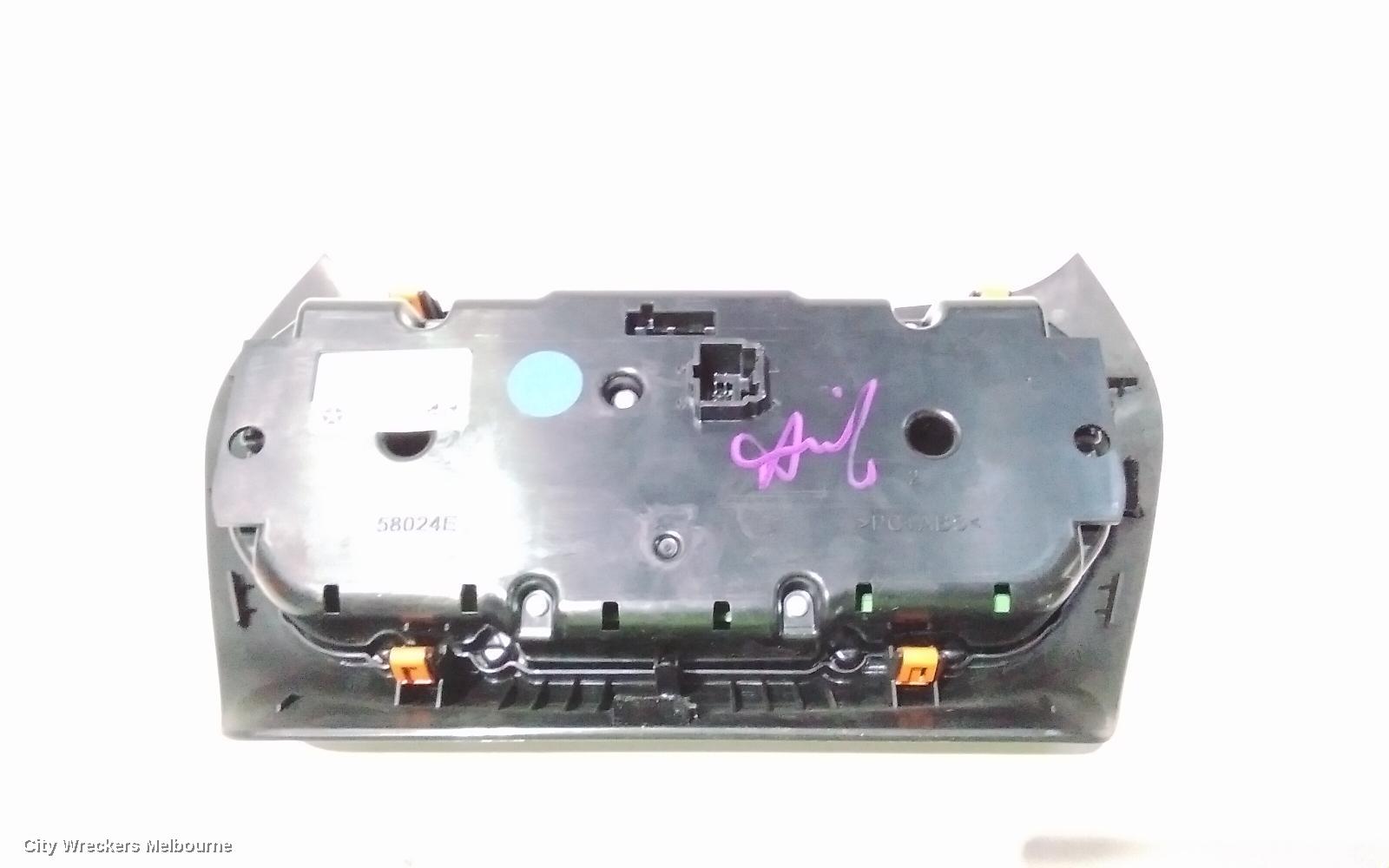 JEEP CHEROKEE HEATER/AC CONTROLS, KL, CLIMATE CONTROL TYPE, 02/2014 ONWARDS