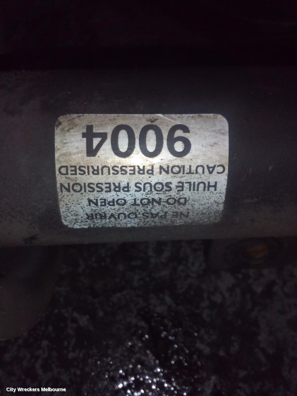 PEUGEOT 307 LEFT FRONT STRUT, T5 12/2001 - 04/2005