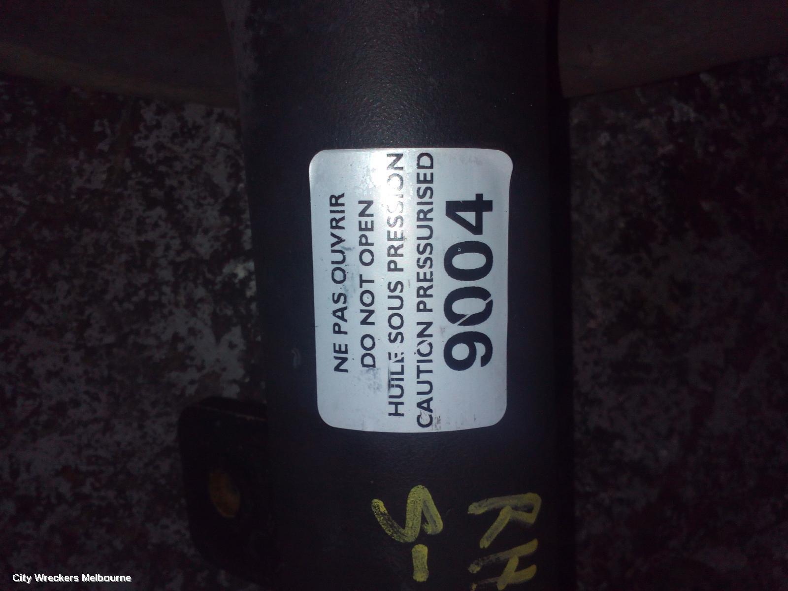 PEUGEOT 307 RIGHT FRONT STRUT, T5 12/2001 - 04/2005