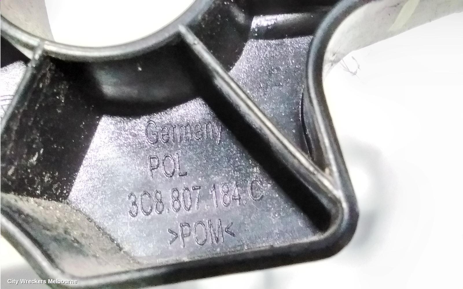VOLKSWAGEN PASSAT, 3CC, SEDAN, 08/2008 - 12/2016, RHF BAR SLIDER: 85524