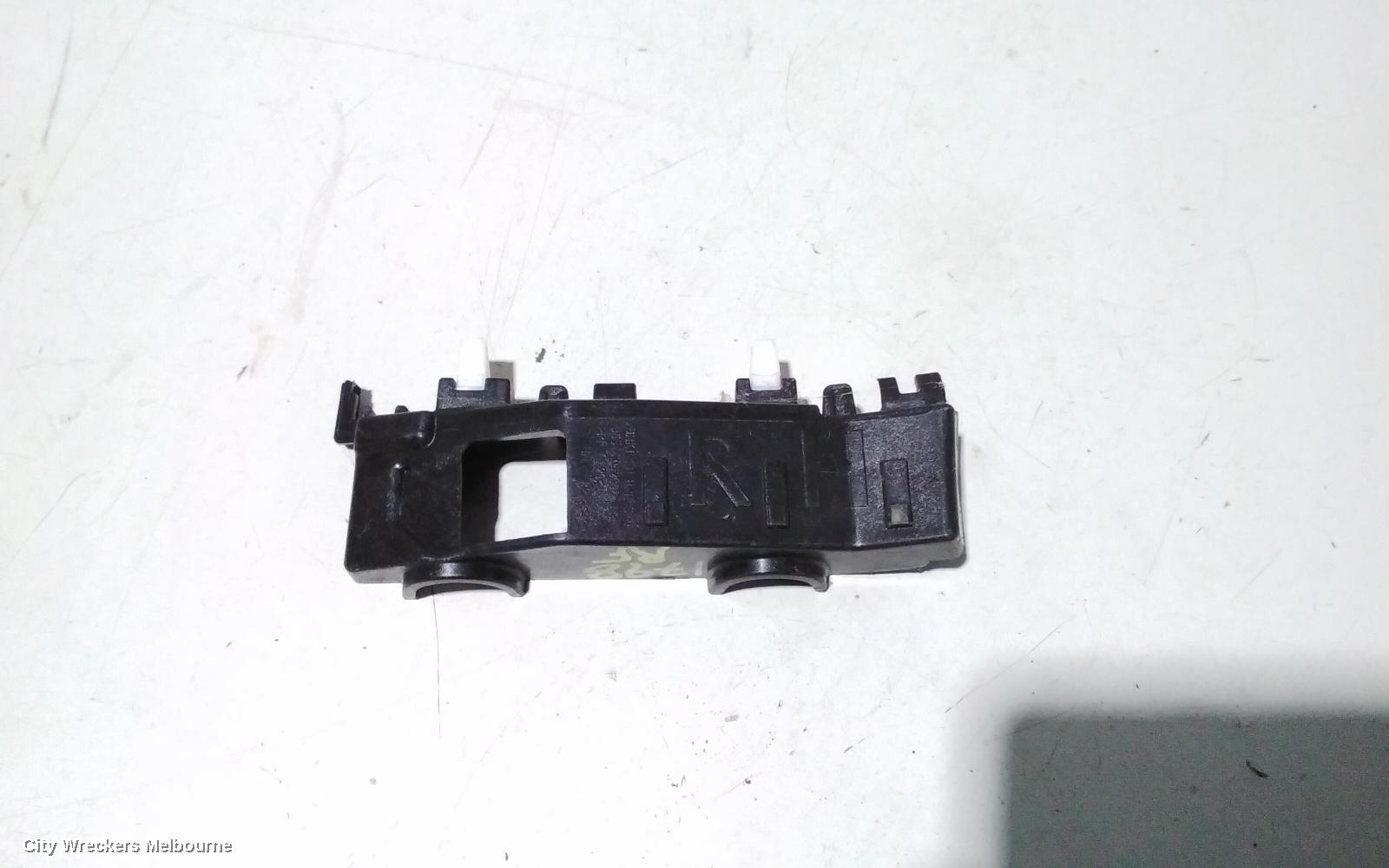HYUNDAI TUCSON, TL, 06/2015 - 01/2021, RHF BAR SLIDER : 85525
