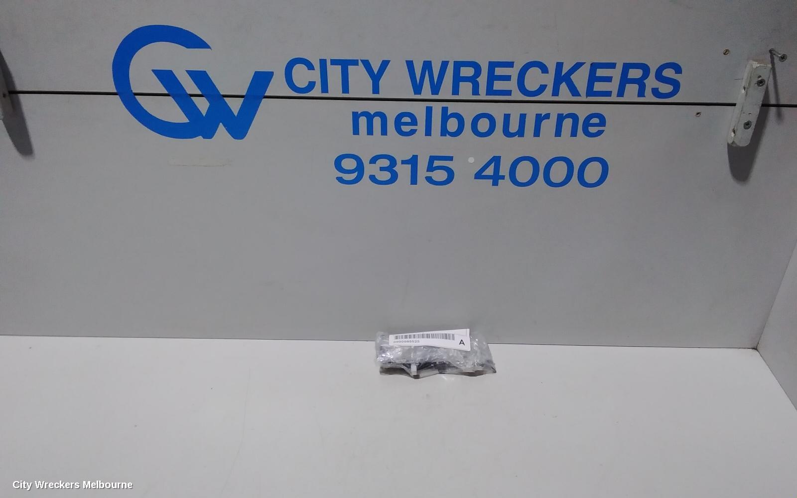 HYUNDAI TUCSON, TL, 06/2015 - 01/2021, RHF BAR SLIDER : 85525