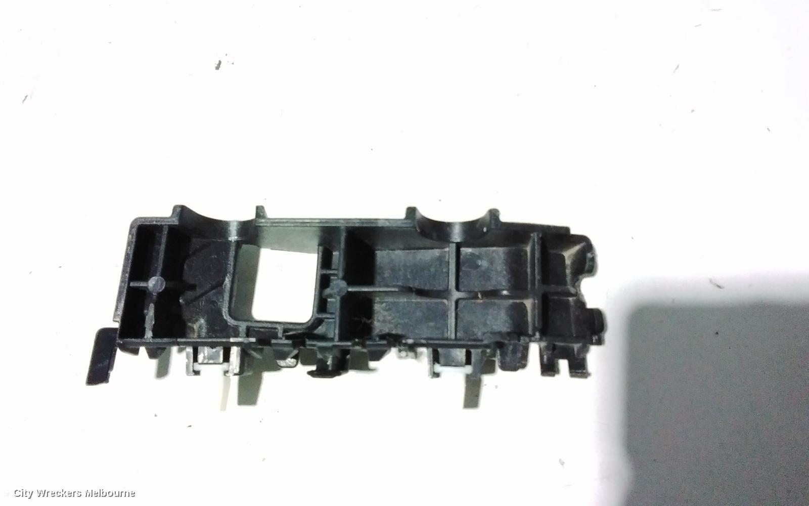 HYUNDAI TUCSON, TL, 06/2015 - 01/2021, RHF BAR SLIDER : 85525