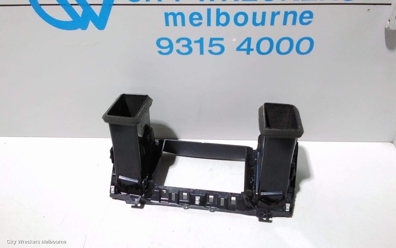 NISSAN PATHFINDER, R52, 06/2013 - 04/2021, CENTER AIRVENT: 85526