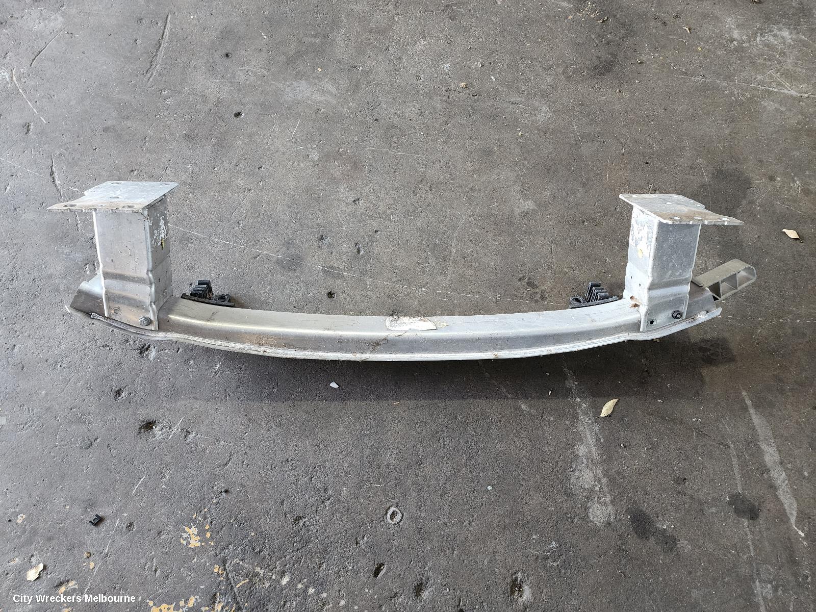 AUDI A4 F/BAR REINFORC/BRACK, REINFORCEMENT, B9 8W, 10/2015 ONWARDS