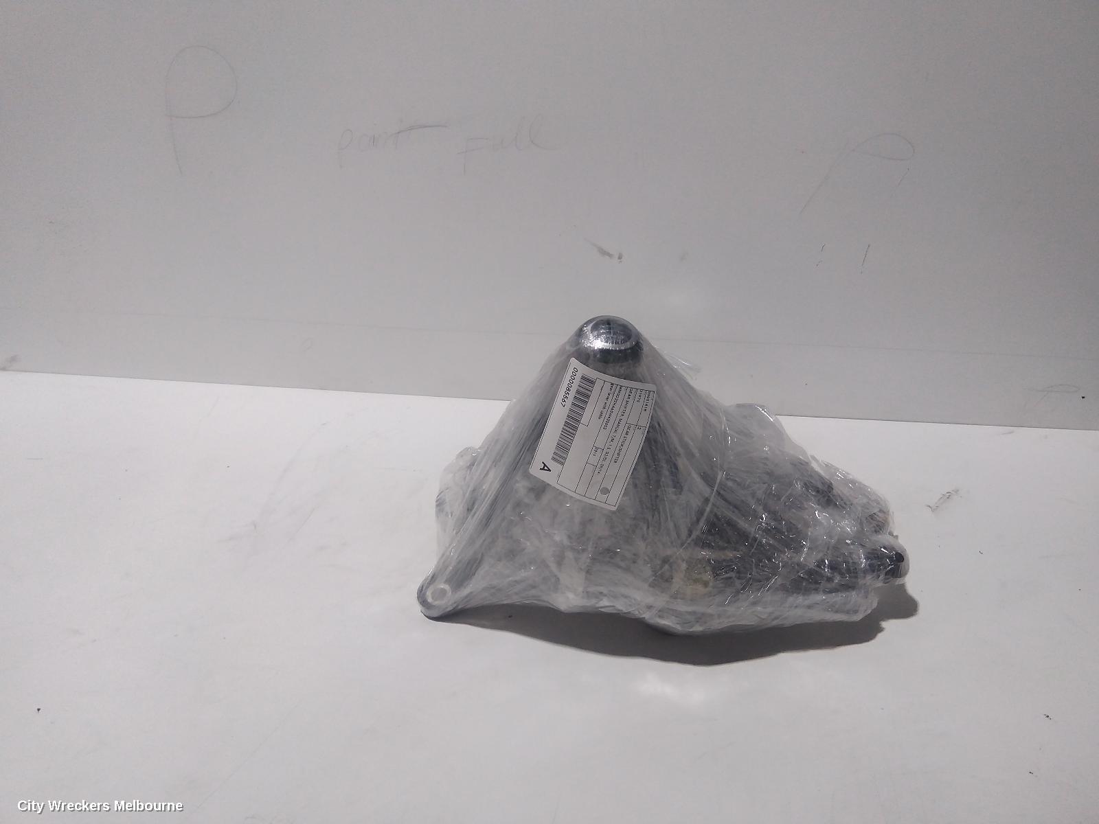 MAZDA 2 GEAR STICK/SHIFTER, GEAR SHIFTER, MANUAL T/M, 1.5, DJ/DL, 09/2014 ONWARDS