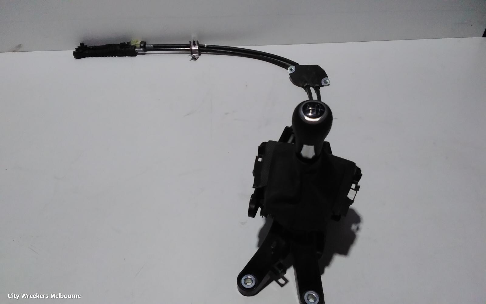 MAZDA 2 GEAR STICK/SHIFTER, GEAR SHIFTER, MANUAL T/M, 1.5, DJ/DL, 09/2014 ONWARDS