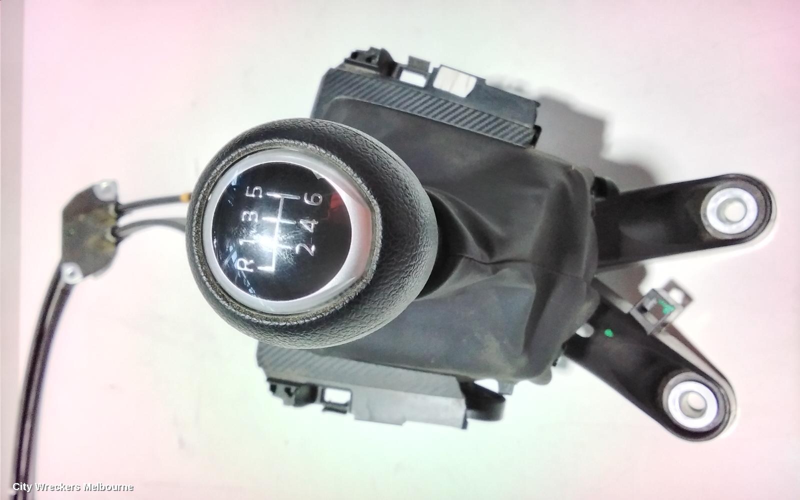 MAZDA 2 GEAR STICK/SHIFTER, GEAR SHIFTER, MANUAL T/M, 1.5, DJ/DL, 09/2014 ONWARDS