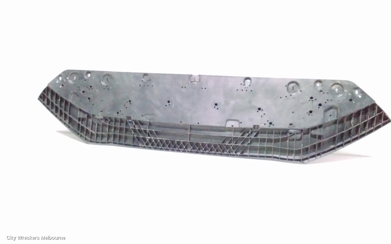 AUDI A4 LOWER ENGINE SPLASH TRAY, B9 8W, MAIN ENGINE UNDERTRAY, 10/2015 ONWARDS