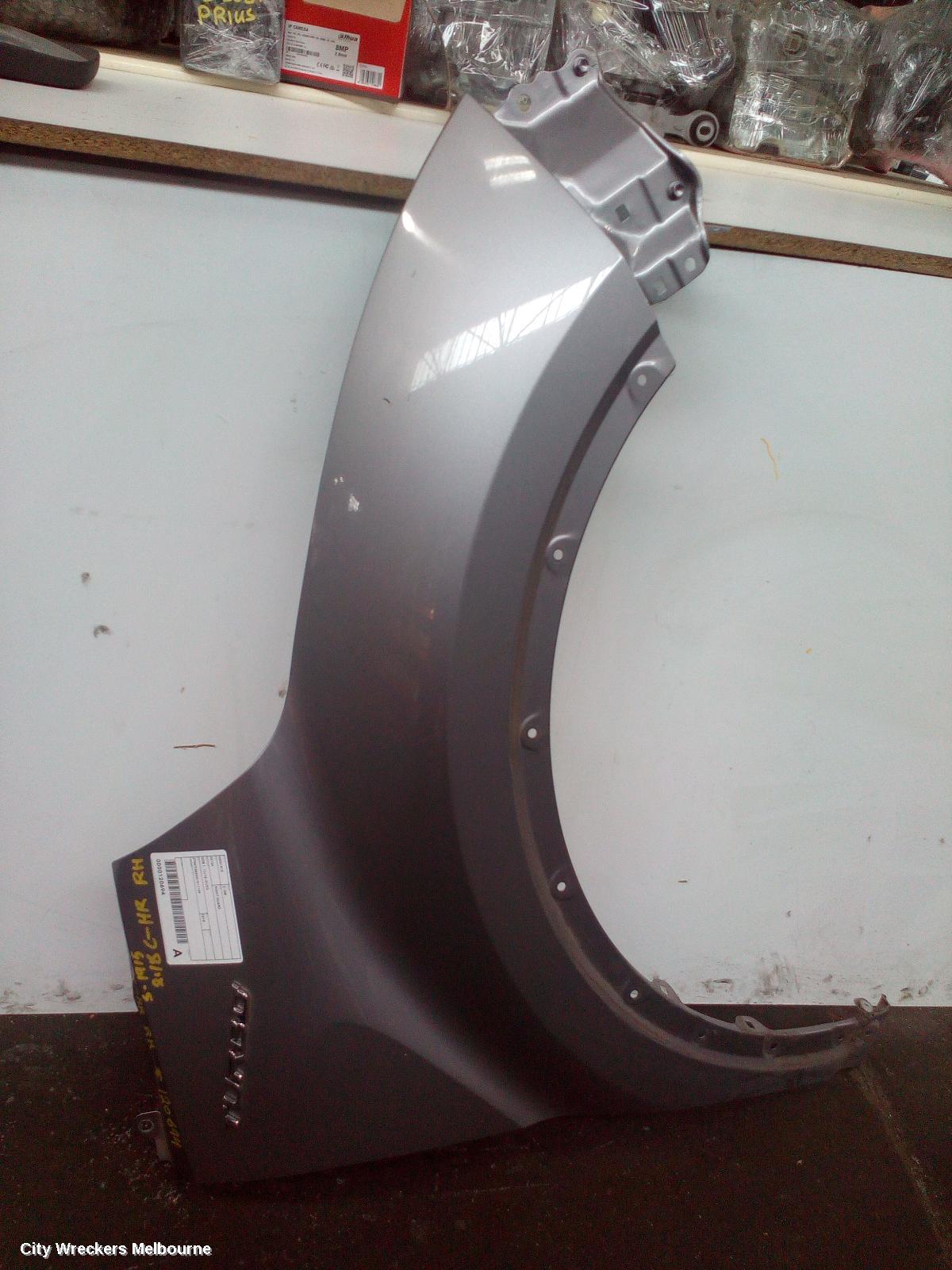 TOYOTA C-HR RIGHT GUARD, GEN 1, 12/2016 - 09/2023