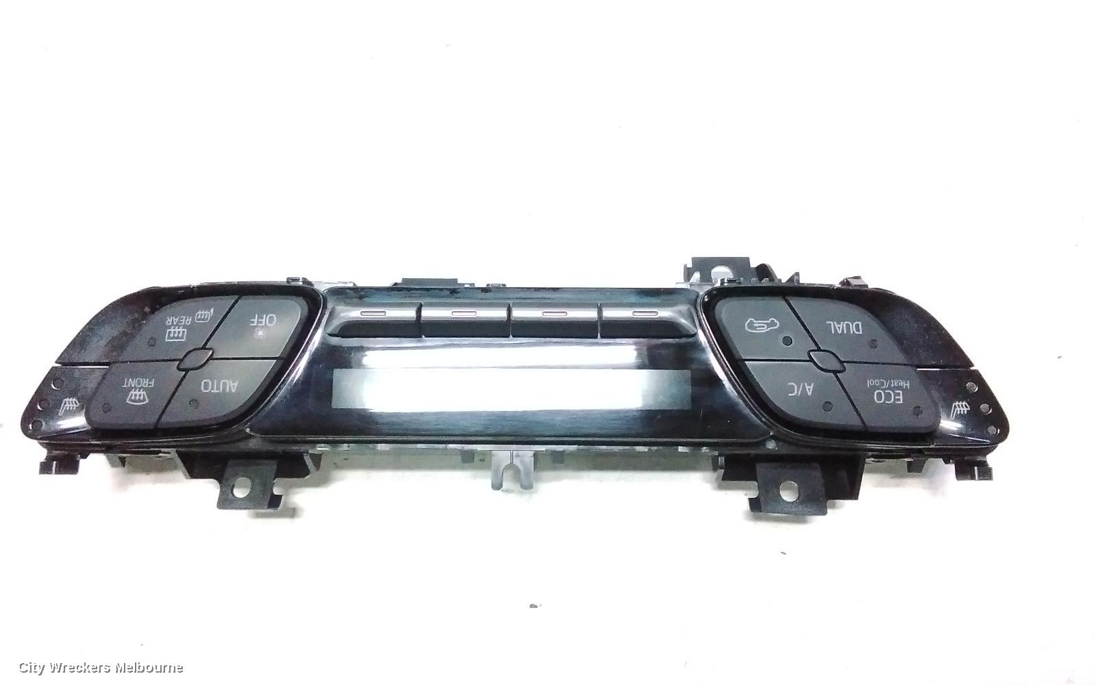 TOYOTA C-HR HEATER/AC CONTROLS, DUAL ZONE CLIMATE CONTROL TYPE, NGX10R/NGX50R/ZYX10R, 12/2016 ONWARDS